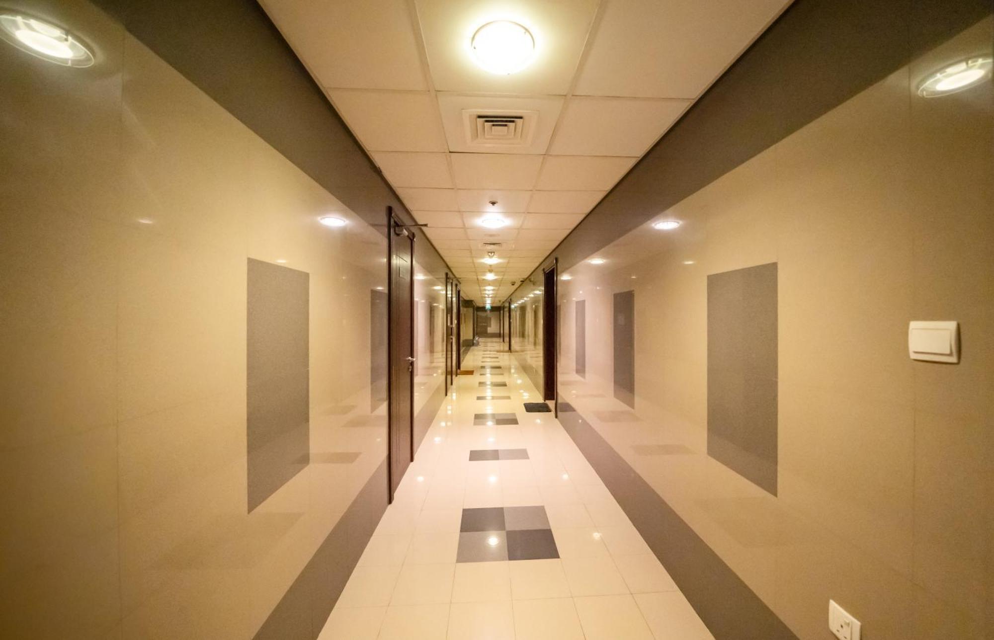 Live spacious 3BR apartment all En Suite&Balcony Dubái Exterior foto