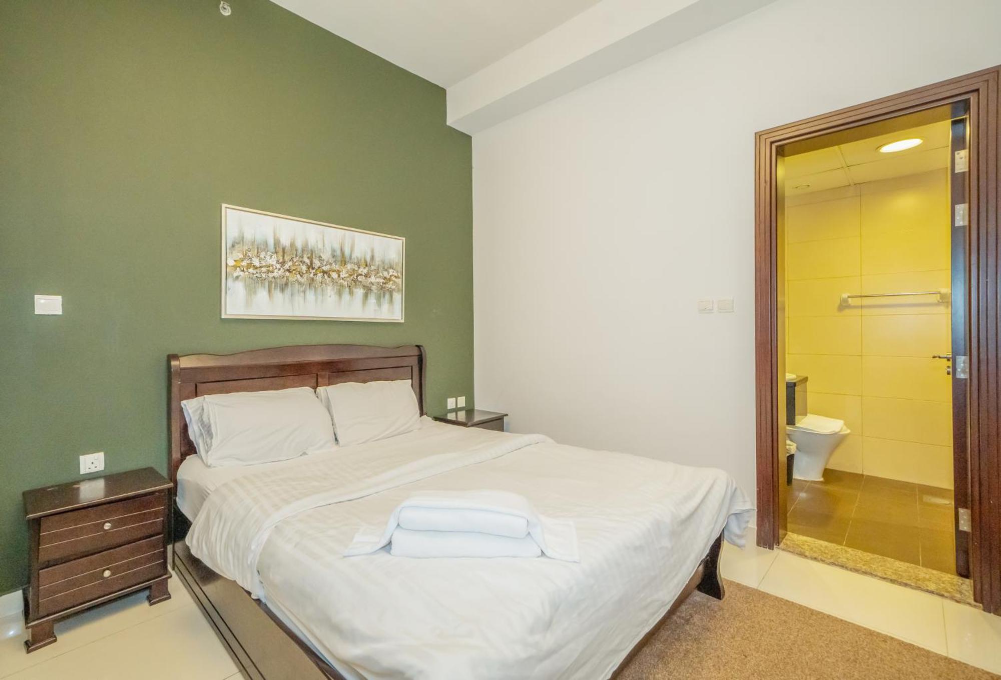 Live spacious 3BR apartment all En Suite&Balcony Dubái Exterior foto