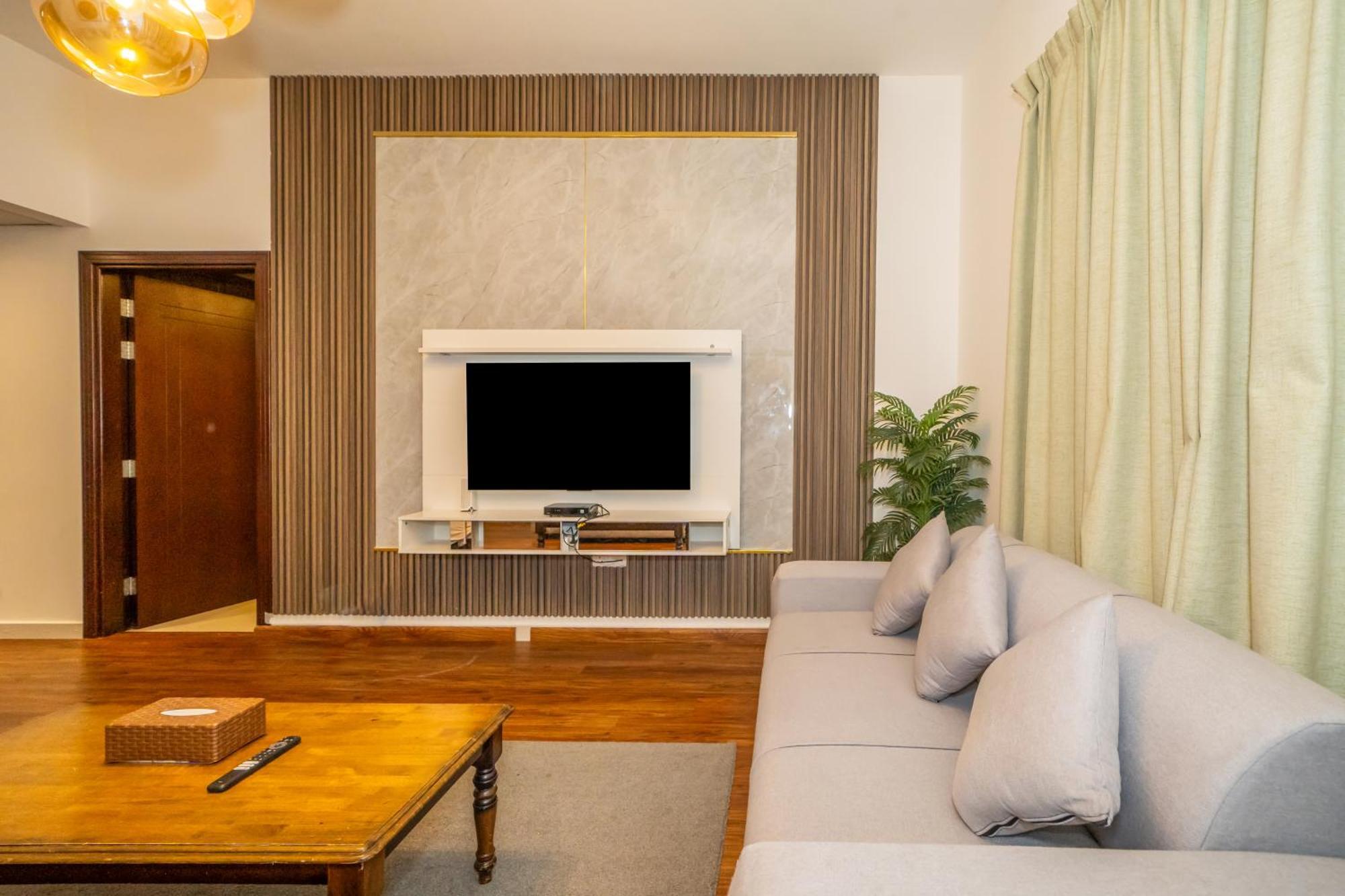 Live spacious 3BR apartment all En Suite&Balcony Dubái Exterior foto